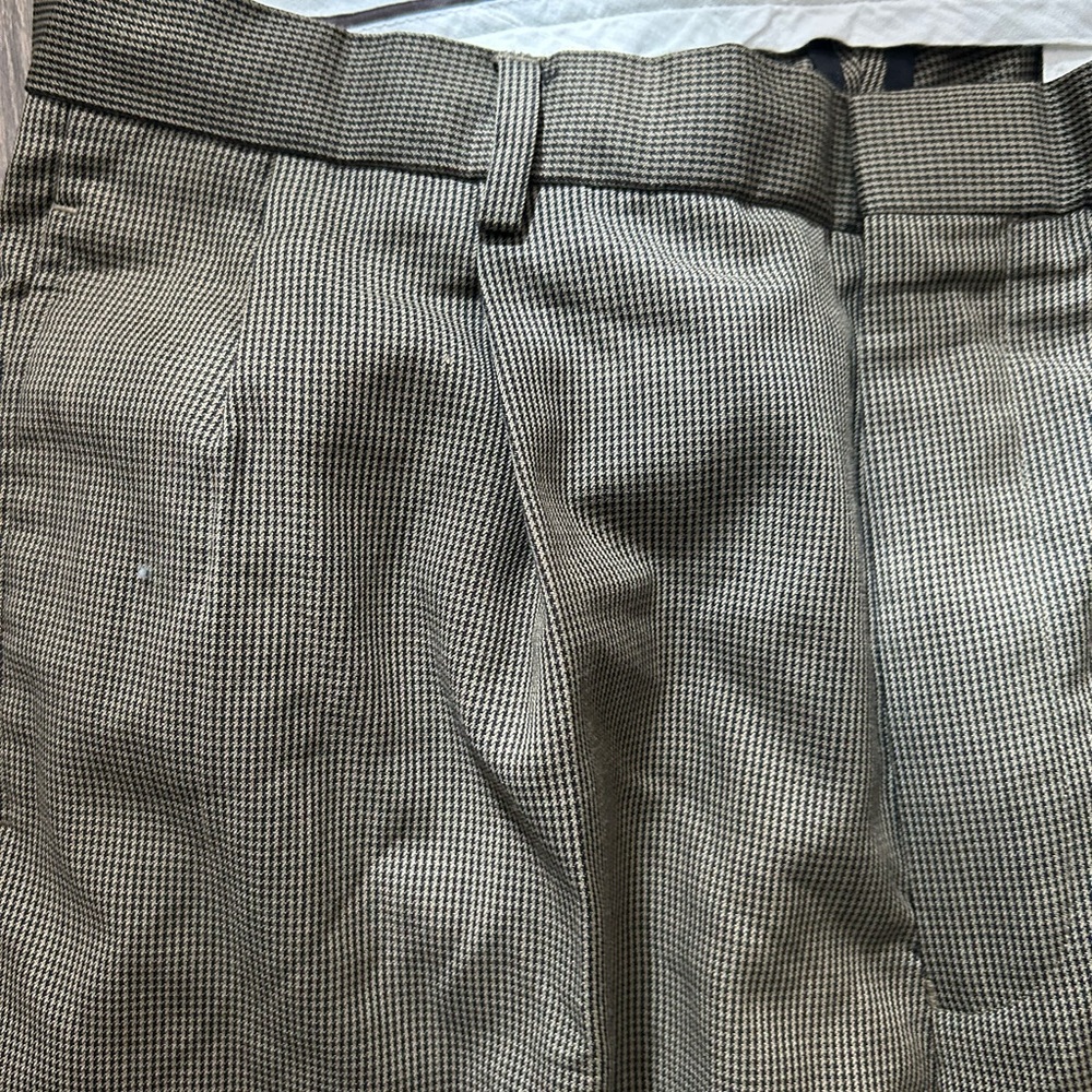 Nautica Men's‎ Classic Olive Dress Pants - Picture 2 of 5